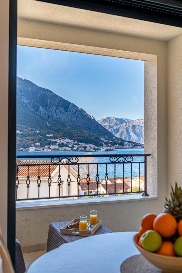 Boka View Luxury Suite - With Free Garage Parking Kotor Exterior foto