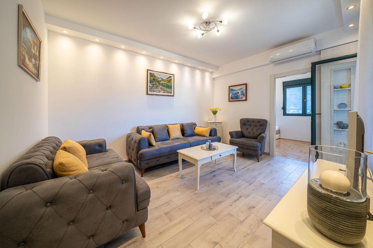 Boka View Luxury Suite - With Free Garage Parking Kotor Exterior foto