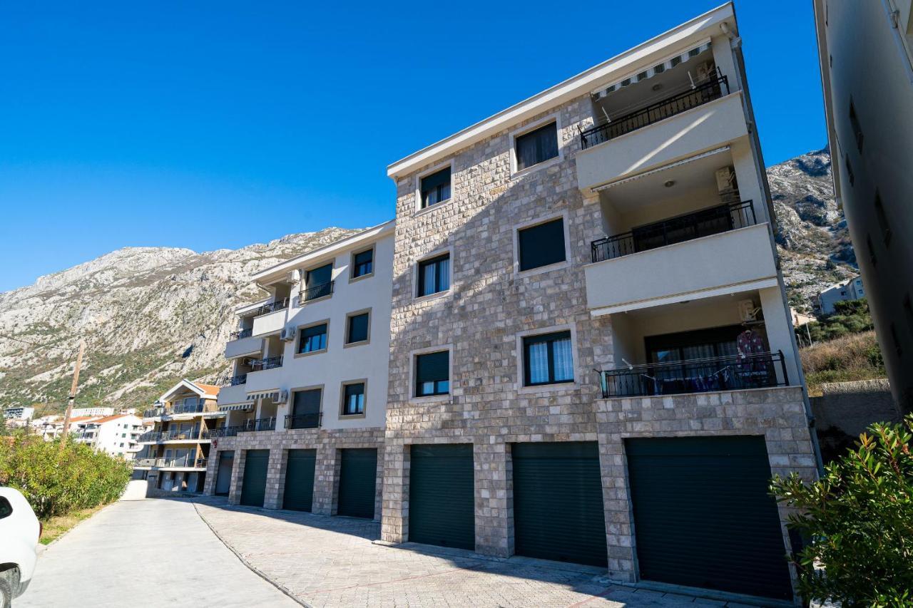 Boka View Luxury Suite - With Free Garage Parking Kotor Exterior foto